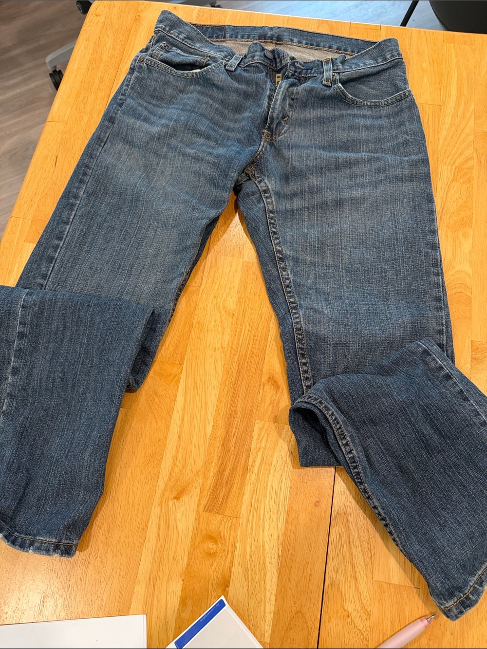 Levi's Straight Fit Medium Blue Men's Jeans